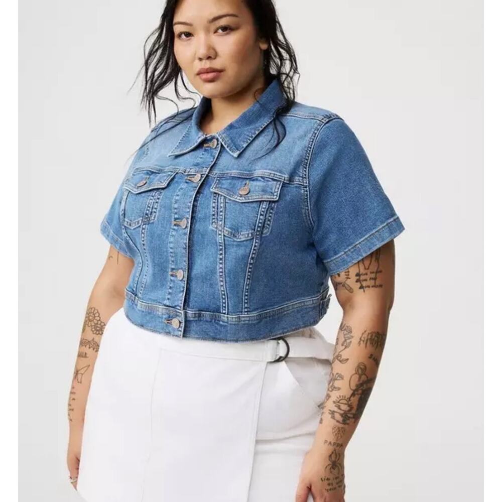 Torrid denim short sleeve cropped trucker‎ top